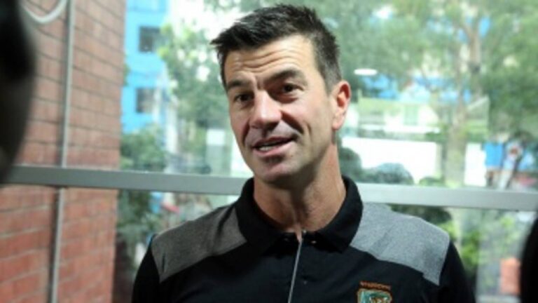 Simon Helmot Appointed as Gulf Giants Head Coach for ILT20