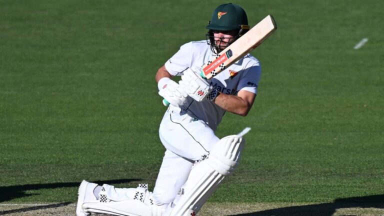 Caleb Jewell Shines as Derbyshire Dominate Day One Against Northamptonshire