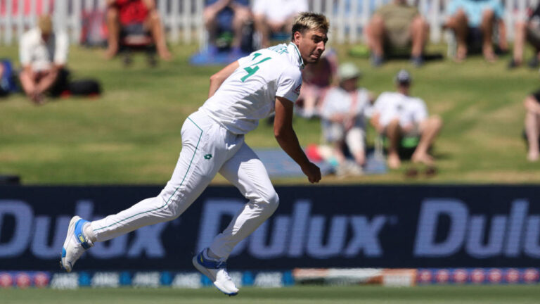 Duanne Olivier Joins Durham: Fast-Tracked Replacement for Injured Kemar Roach