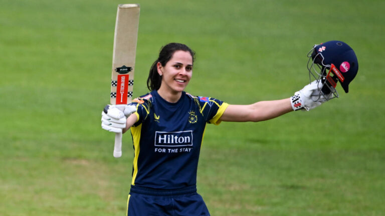 Bouchier Blitz Outshines Odgers in Hampshire’s Thrilling Win Over Somerset