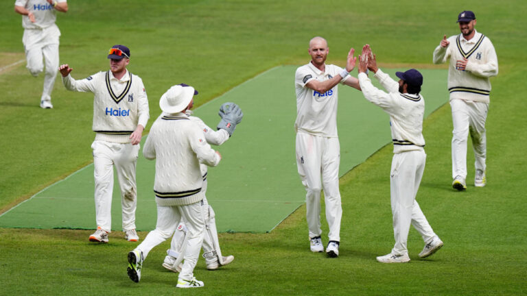 Warwickshire Clinch Emphatic 377-Run Victory Over Yorkshire at Edgbaston
