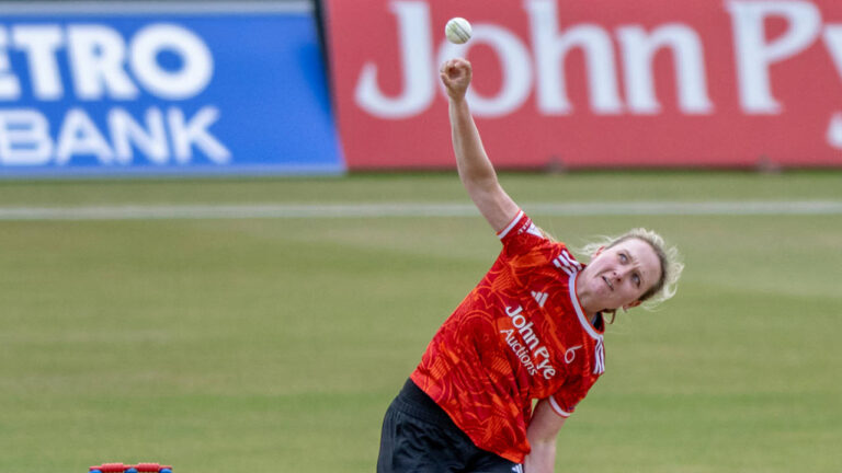 Charley Phillips Dominates as The Blaze Defeat Hampshire in One-Day Cup