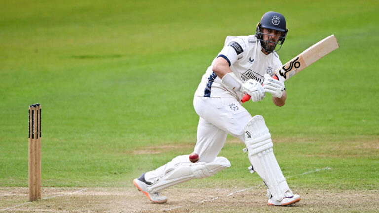 Jake Lehmann Century Saves Hampshire from Defeat in Rain-Affected Draw