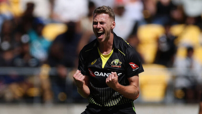 Australia opt to bat, Meredith called in, Soumya returns: 2nd ODI
