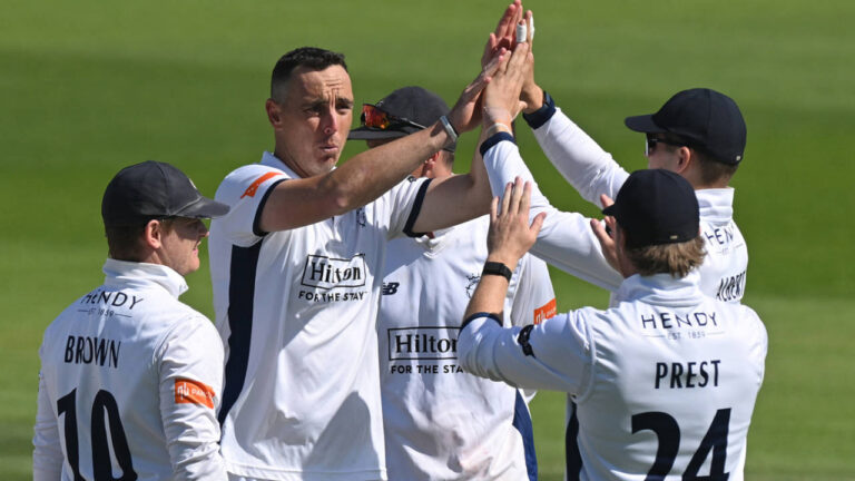 Abbott, Potgieter give Hampshire hope of rare season win