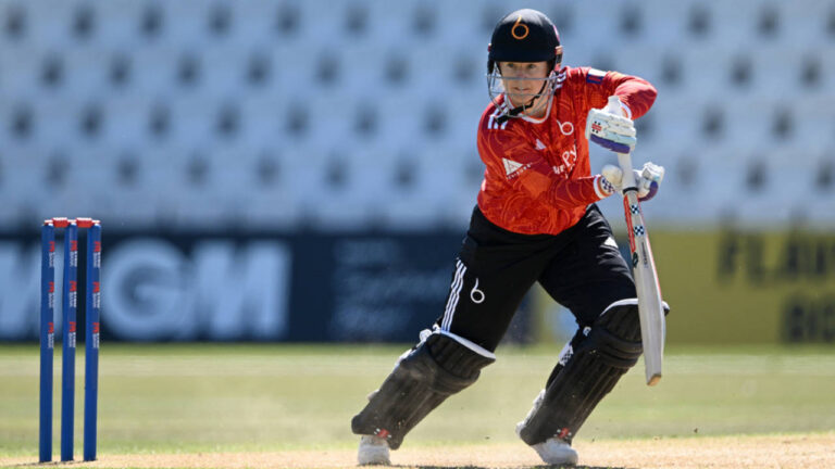 Knott’s four trumps five from Potts as Blaze down Lancashire