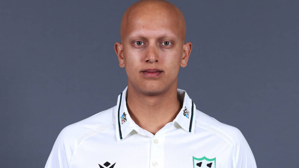 Singh five-for helps Worcestershire snatch victory on final day